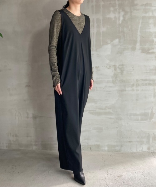 HELIOPOLE(エリオポール)の「JUMP SUITS (V NECK)(その他パンツ・レディース・ブラック/ネイビー・38/36)」の21枚目の写真