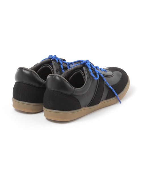 BAYFLOW（ベイフロー）の「[抗菌防臭＆撥水加工付き]替え紐付きスニーカー（スニーカー・レディース・オフホワイト/ブラック・LARGE/MEDIUM）」の10枚目の写真