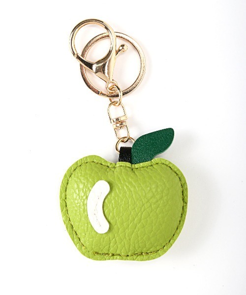 PUレザーリンゴモチーフチャーム レザーチャーム フルーツ アップル