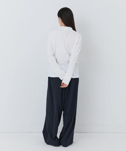 conges payes ADIEU TRISTESSE(コンジェ ペイエ アデュートリステス)の「ハイネックベア天竺(Tシャツ/カットソー・レディース・ブラック/オフホワイト/ストライプ/ライトグレー/ピンク・FREE)」の8枚目の写真