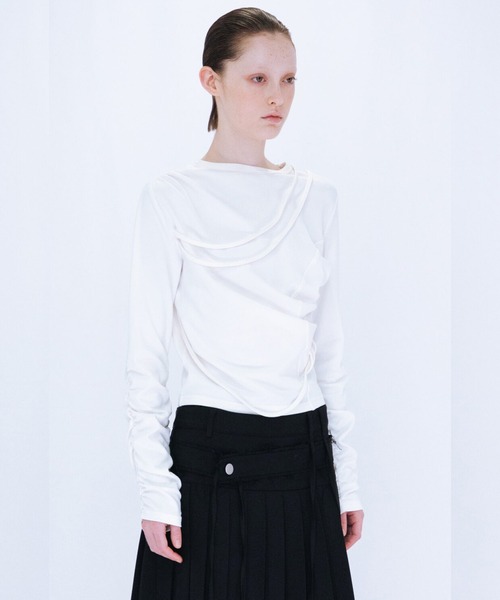 VIAVANDA（ヴィアヴァンダ）の「STRINGS LONG SLEEVE（Tシャツ/カットソー・レディース・ブラック/ホワイト・FREE）」の13枚目の写真