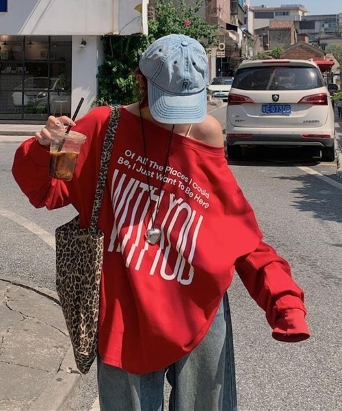 LETee(レティー)の「WITHYOU&94プリントカットソー(Tシャツ/カットソー・レディース・グレー/レッド・FREE)」の2枚目の写真