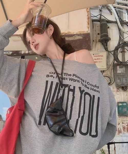 LETee(レティー)の「WITHYOU&94プリントカットソー(Tシャツ/カットソー・レディース・グレー/レッド・FREE)」の16枚目の写真