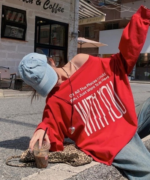 LETee(レティー)の「WITHYOU&94プリントカットソー(Tシャツ/カットソー・レディース・グレー/レッド・FREE)」の3枚目の写真