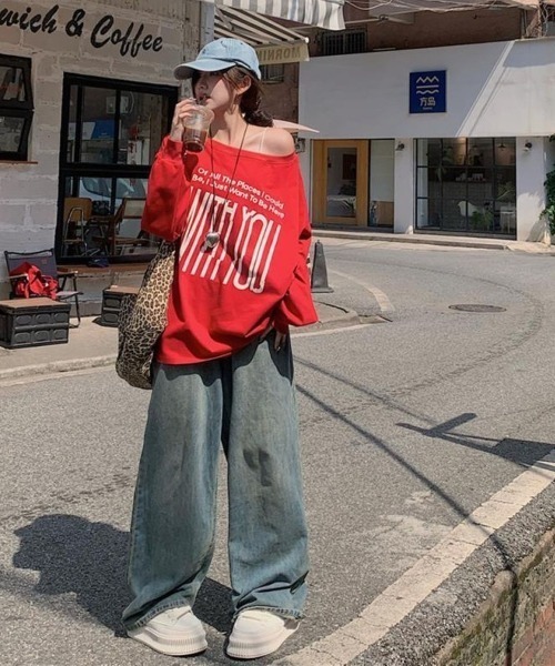 LETee(レティー)の「WITHYOU&94プリントカットソー(Tシャツ/カットソー・レディース・グレー/レッド・FREE)」の5枚目の写真