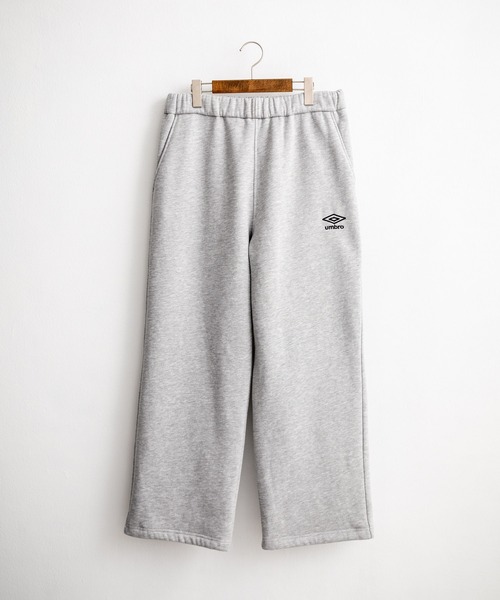 UMBRO 別注コラボ裏起毛ワンポイントロゴ刺繍イージーワイドストレート