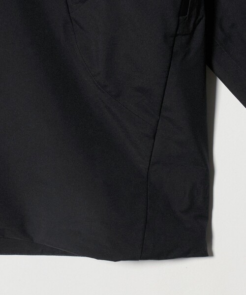 DESCENTE ALLTERRAIN（デサント　オルテライン）の「＜DESCENTE ALLTERRAIN＞HARD SHELL JACKET CREAS /ハードシェルジャケット（マウンテンパーカー・メンズ・ブラック/ダークグレー・M/XL/L）」の6枚目の写真