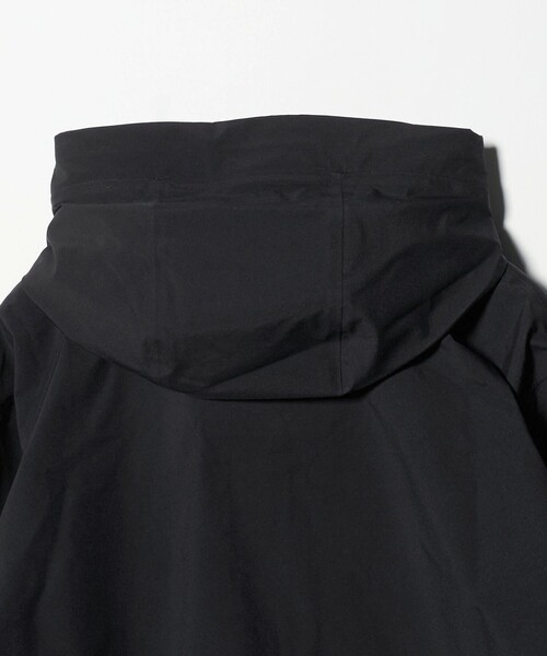 DESCENTE ALLTERRAIN（デサント　オルテライン）の「＜DESCENTE ALLTERRAIN＞HARD SHELL JACKET CREAS /ハードシェルジャケット（マウンテンパーカー・メンズ・ブラック/ダークグレー・M/XL/L）」の8枚目の写真