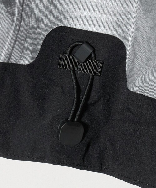 DESCENTE ALLTERRAIN（デサント　オルテライン）の「＜DESCENTE ALLTERRAIN＞HARD SHELL JACKET CREAS /ハードシェルジャケット（マウンテンパーカー・メンズ・ブラック/ダークグレー・M/XL/L）」の17枚目の写真