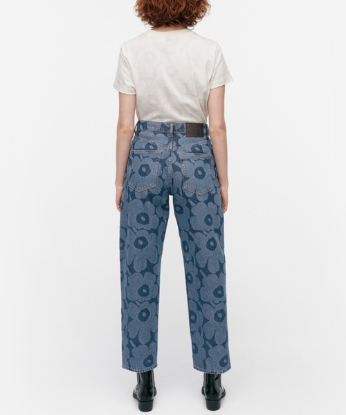 marimekko(マリメッコ)の「【ノベルティ付】《Maridenim》 Unikko / Barrel Unikko jeans pants(デニムパンツ・レディース・ダークインディゴブルー・25inch/26inch/27inch/28inch/29inch/30inch)」の6枚目の写真