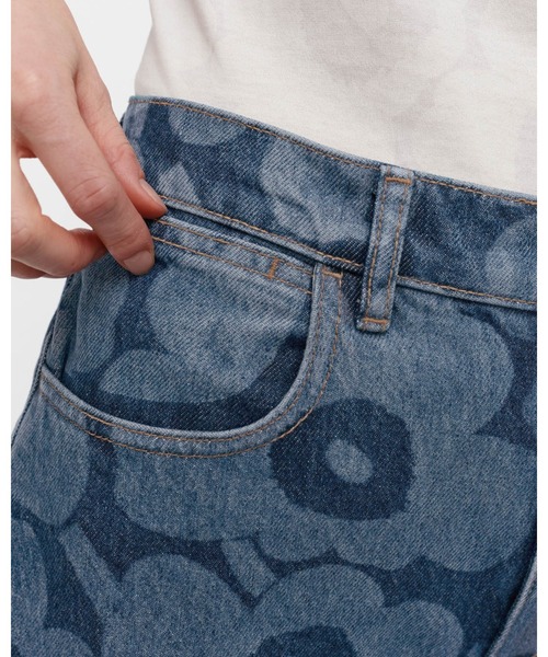 marimekko(マリメッコ)の「【ノベルティ付】《Maridenim》 Unikko / Barrel Unikko jeans pants(デニムパンツ・レディース・ダークインディゴブルー・25inch/26inch/27inch/28inch/29inch/30inch)」の2枚目の写真