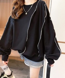 ステッチデザインプルオーバー