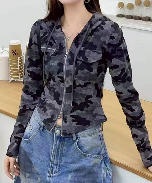 SpRay(スプレイ)の「迷彩Wジップパーカー(パーカー・レディース・カーキ/グレー・MEDIUM/LARGE)」の17枚目の写真