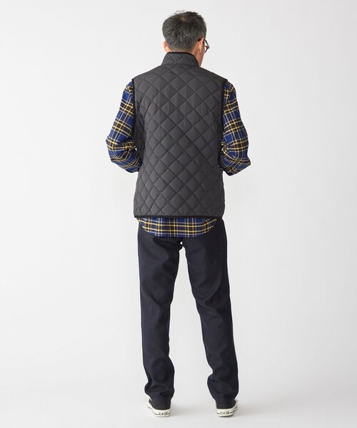 SHIPS（シップス）の「SHIPS:〈手洗い可能〉NETPLUS(R) キルティング スタンド ベスト（ベスト・メンズ・ブラック/チャコールグレー・SMALL/MEDIUM/LARGE/X-LARGE）」の6枚目の写真