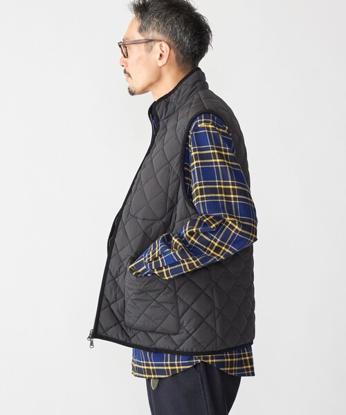 SHIPS（シップス）の「SHIPS:〈手洗い可能〉NETPLUS(R) キルティング スタンド ベスト（ベスト・メンズ・ブラック/チャコールグレー・SMALL/MEDIUM/LARGE/X-LARGE）」の9枚目の写真