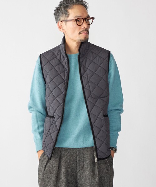 SHIPS（シップス）の「SHIPS:〈手洗い可能〉NETPLUS(R) キルティング スタンド ベスト（ベスト・メンズ・ブラック/チャコールグレー・SMALL/MEDIUM/LARGE/X-LARGE）」の13枚目の写真