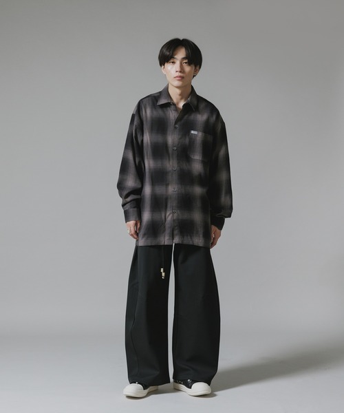 Theater code（シアターコード）の「【26SS再入荷】Beaded Rope Belt Tapered Pants with Slacks Style / ビーズロープベルト付き スラックス風テーパードパンツ（スラックス・メンズ・ブラック/グレー・M/L）」の14枚目の写真