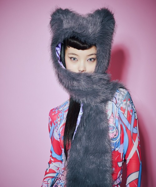 ANNA SUI NYC（アナ スイ エヌ ワイ シー）の「TERAキャットファーマフラー（マフラー・レディース・ブラック・FREE）」の7枚目の写真