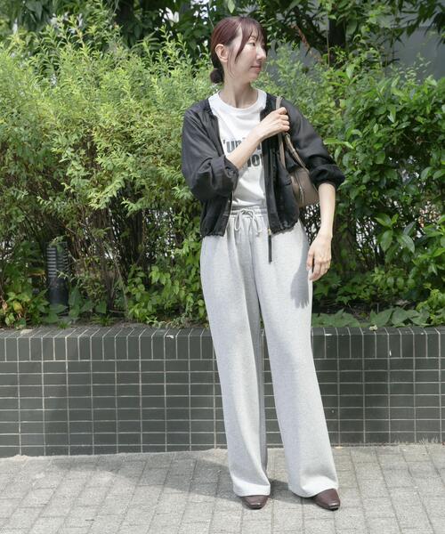 ITEMS URBANRESEARCH（アイテムズ アーバンリサーチ）の「ラメスウェットイージーパンツ（その他パンツ・レディース・ホワイト/グレー・FREE）」の11枚目の写真