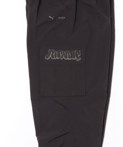 PUMA（プーマ）の「PUMA x RIPNDIP/プーマ×リップンディップ/CARGO PANS WV OP（カーゴパンツ・メンズ・ブラック・S/L/M）」の3枚目の写真