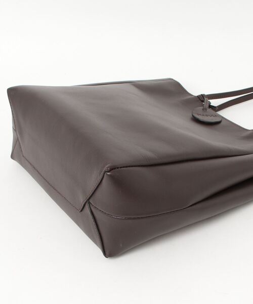 MADULI（マドゥリ）の「MADULI マドゥリ レザーペーパーバッグ(20539)（トートバッグ・メンズ・ブラック/ダークブラウン・FREE）」の13枚目の写真