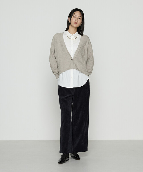 Gabardine K.T(ギャバジンケーティー)の「ストレッチモール マシュマロニットショートカーディガン(カーディガン/ボレロ・レディース・グレー/グレイッシュベージュ・9号)」の3枚目の写真