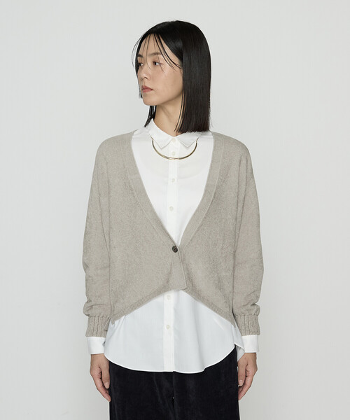Gabardine K.T(ギャバジンケーティー)の「ストレッチモール マシュマロニットショートカーディガン(カーディガン/ボレロ・レディース・グレー/グレイッシュベージュ・9号)」の5枚目の写真