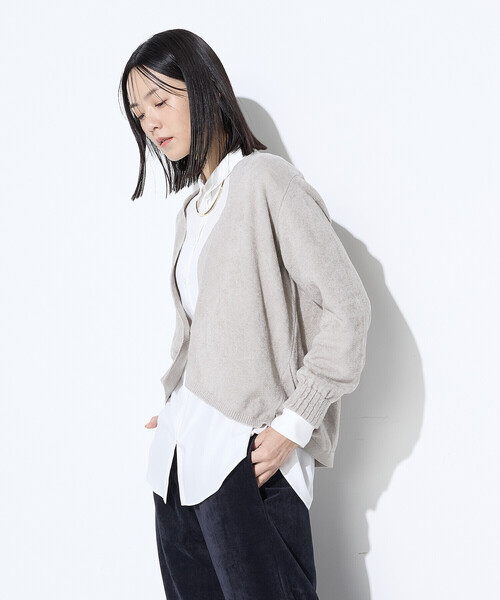 Gabardine K.T(ギャバジンケーティー)の「ストレッチモール マシュマロニットショートカーディガン(カーディガン/ボレロ・レディース・グレー/グレイッシュベージュ・9号)」の20枚目の写真
