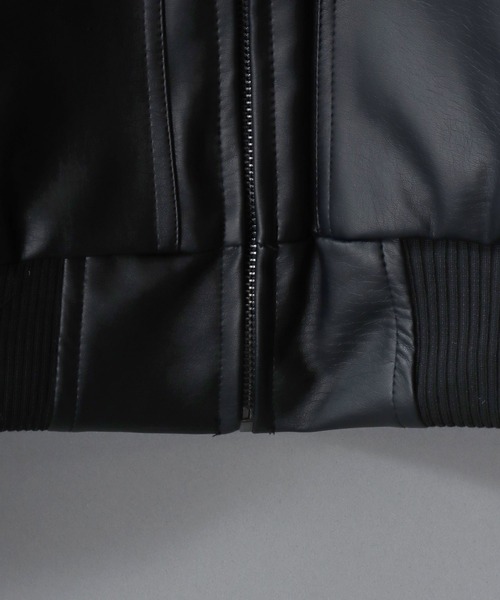 SITRY(シトリー)の「Synthetic Leather Zip Hoodie/フェイクレザー オーバーサイズ ブルゾン ジップパーカー フーディー(ブルゾン・メンズ・ブラック・L/LL/M)」の9枚目の写真