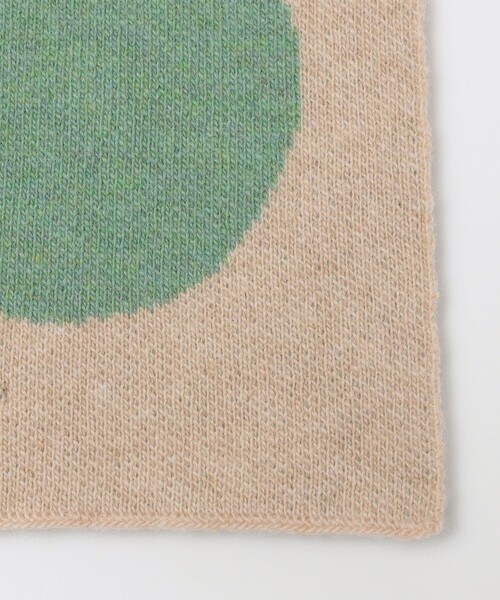 SHIPS(シップス)の「JO GORDON: Small Multicolour spot scarf(ストール/ショール・メンズ・ブラック/ホワイト・ONE SIZE)」の6枚目の写真