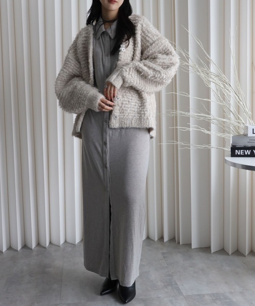 YENNA（イェンナ）の「【ポコポコVネックニットカーディガン】ニットアウター（ニット/セーター・レディース・チャコールグレー/ベージュ/アイボリー/ブルー・FREE）」の12枚目の写真