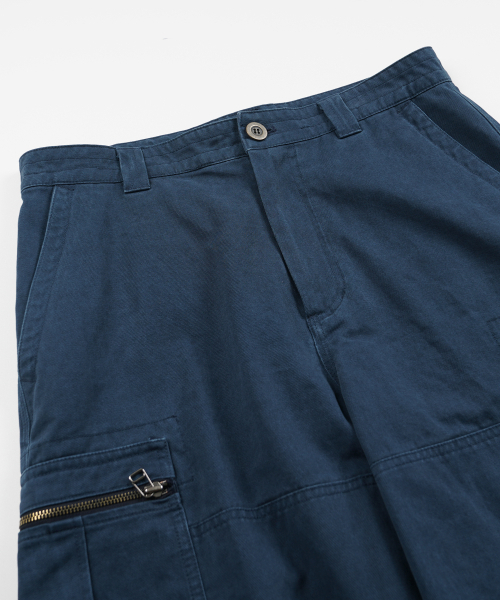 FRIZMWORKS(フリズムワークス)の「WASHED COTTON ZIP CARGO SHORTS _ NAVY(その他パンツ・メンズ・その他・LARGE/X-LARGE/SMALL/MEDIUM)」の4枚目の写真