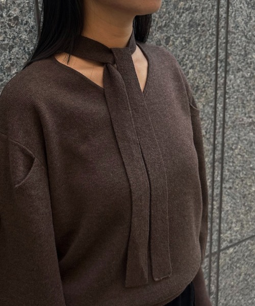 &g'aime(アンジェム)の「【&g'aime 】 チョーカー付きニット Choker Neck Knit(ニット/セーター・レディース・ブラウン/ブラック/ライトグレー・FREE)」の18枚目の写真