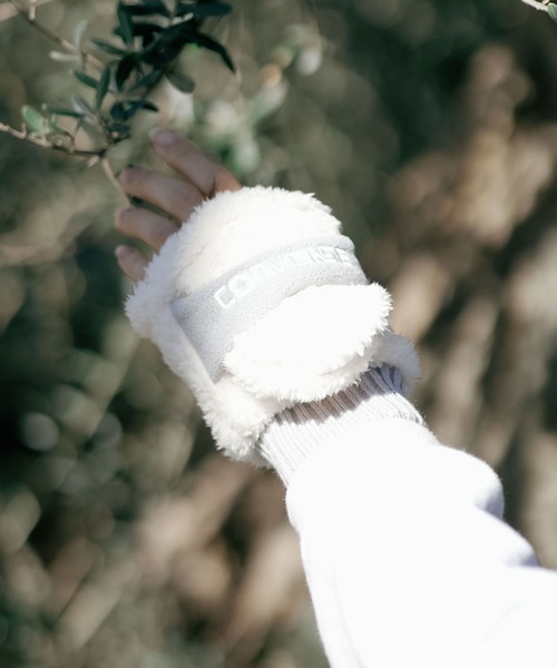 CONVERSE（コンバース）の「【CONVERSE/コンバース】フリースバンド ボアグローブ ミトン（手袋・レディース・グレー/ホワイト/ピンク・ONE SIZE）」の5枚目の写真