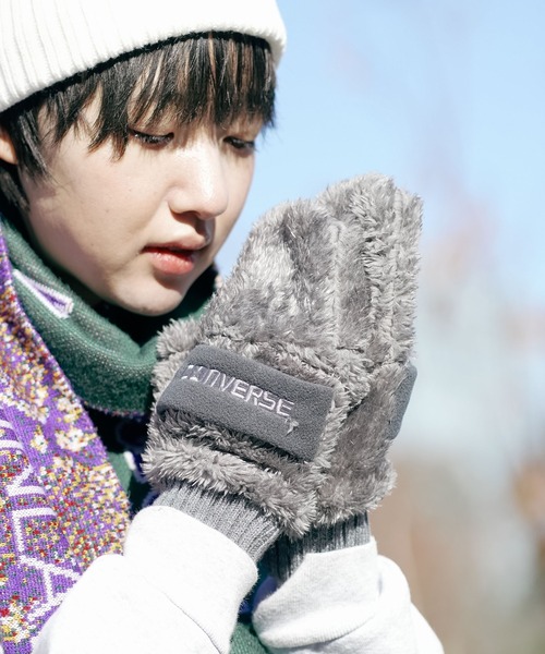 CONVERSE（コンバース）の「【CONVERSE/コンバース】フリースバンド ボアグローブ ミトン（手袋・レディース・グレー/ホワイト/ピンク・ONE SIZE）」の15枚目の写真