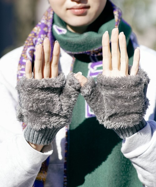 CONVERSE（コンバース）の「【CONVERSE/コンバース】フリースバンド ボアグローブ ミトン（手袋・レディース・グレー/ホワイト/ピンク・ONE SIZE）」の17枚目の写真