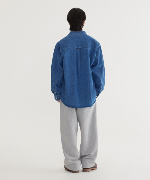 COVERNAT(カバーナット)の「Cロゴデニムシャツブルー(シャツ/ブラウス・レディース・その他・X-SMALL/SMALL/MEDIUM/LARGE/X-LARGE/XX-LARGE)」の6枚目の写真