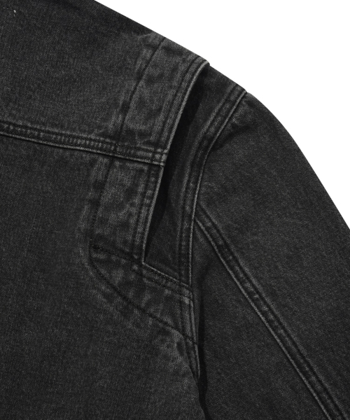 COVERNAT WOMAN（カバーナットウーマン）の「[COVERNAT x WRANGLER] ウィメンズ オリジナル デニム クロップ ベルト付きジャケット ダークグレー（デニムジャケット・レディース・その他・MEDIUM/SMALL）」の6枚目の写真