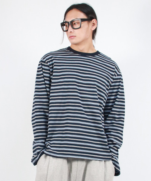 DEMARC(ドゥマーク)の「M MULTI STRIPE LONG SLEEVE TEE - Navy(Tシャツ/カットソー・メンズ・その他・MEDIUM/LARGE)」の5枚目の写真