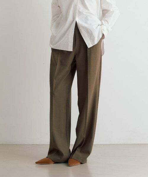 ADAUL(アダウル)の「コードツーピンタックワイドスラックス - ベージュ(スラックス・レディース・その他・SMALL/MEDIUM/LARGE)」の1枚目の写真