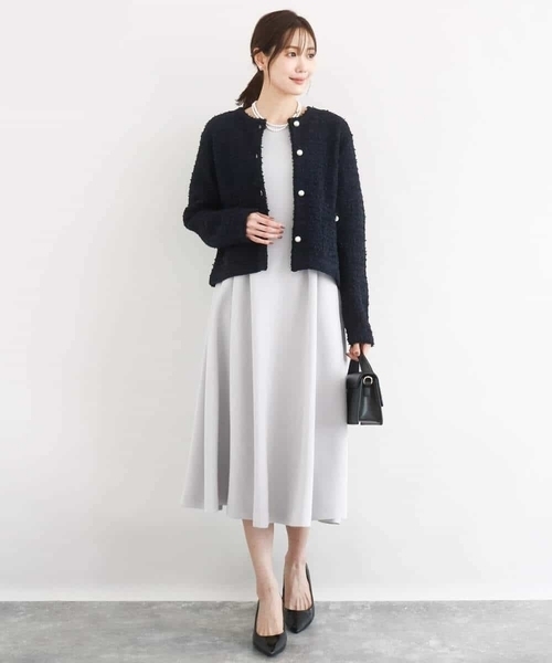 MK MICHEL KLEIN（エムケーミッシェルクラン）の「スムースダンボール タックワンピース/洗える（ワンピース・レディース・ライトグレー/ネイビー・38）」の17枚目の写真