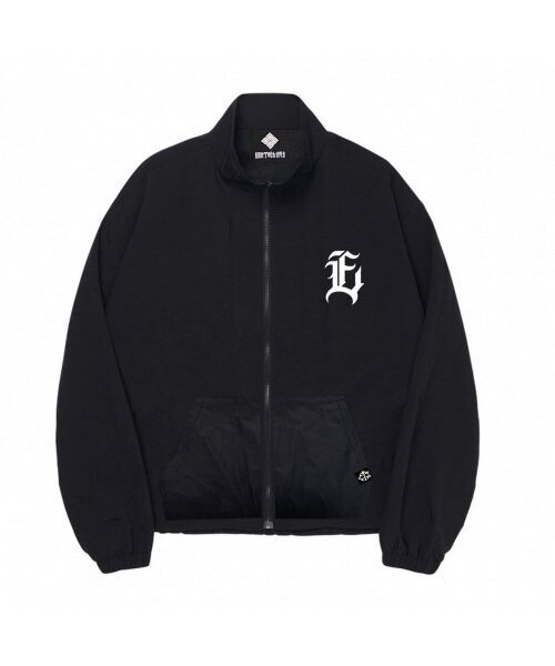 EIGHTVOLUME(エイトボリューム)の「EV E エンブレム コーチジャケット(ブラック)(ナイロンジャケット・メンズ・その他・ONESIZE)」の1枚目の写真