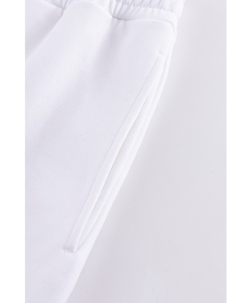 UNKNOWN LONDON（アンノウン・ロンドン）の「スエットパンツ｜White Cross Rhinestone Jogger｜Unknown London（スウェットパンツ・メンズ・ホワイト・MEDIUM/LARGE/X-LARGE/SMALL）」の6枚目の写真