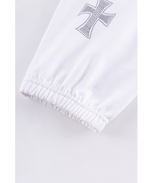 UNKNOWN LONDON（アンノウン・ロンドン）の「スエットパンツ｜White Cross Rhinestone Jogger｜Unknown London（スウェットパンツ・メンズ・ホワイト・MEDIUM/LARGE/X-LARGE/SMALL）」の7枚目の写真