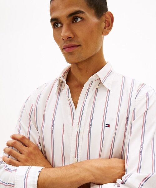 TOMMY HILFIGER(トミーヒルフィガー)の「ポプリンジャカードストライプシャツ(シャツ/ブラウス・メンズ・マルチ・SMALL/MEDIUM/LARGE/X-LARGE)」の2枚目の写真