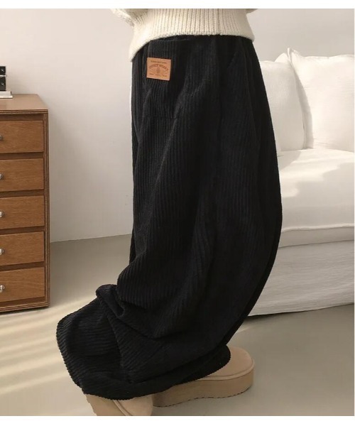 semplice(センプリチェ)の「パンツ(その他パンツ・レディース・ホワイト/ブラック/グレー/ブルー/ネイビー/ブラウン・F)」の9枚目の写真