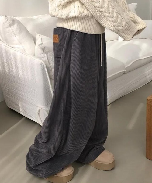 semplice(センプリチェ)の「パンツ(その他パンツ・レディース・ホワイト/ブラック/グレー/ブルー/ネイビー/ブラウン・F)」の12枚目の写真