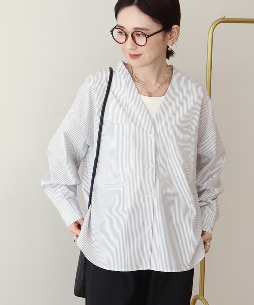 AMERICAN HOLIC(アメリカンホリック)の「【イージーケア】ストライプVネックシャツ(シャツ/ブラウス・レディース・イエロー/サックスブルー/オフホワイト・M/L)」の2枚目の写真