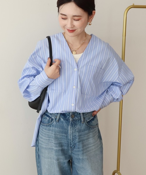 AMERICAN HOLIC(アメリカンホリック)の「【イージーケア】ストライプVネックシャツ(シャツ/ブラウス・レディース・イエロー/サックスブルー/オフホワイト・M/L)」の1枚目の写真