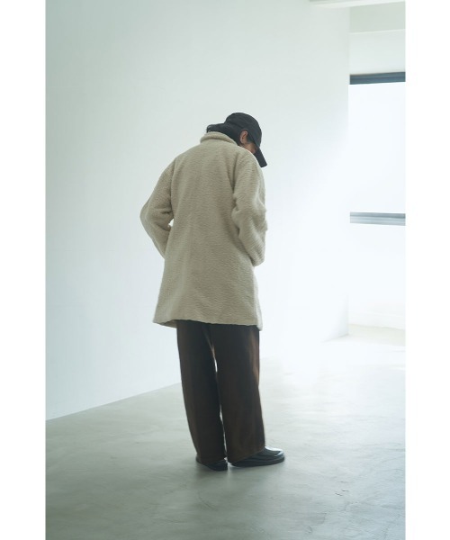 marjour（マージュール）の「BOUCLE STAND COLLAR COAT（その他アウター・レディース・アイボリー/ブラック・M）」の12枚目の写真